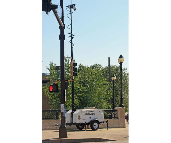 Mobile Surveillance Trailer Commander 3400 Mobile Pro Systems